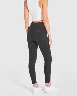 Abrand Shop -Abrand Shop http3A2F2Fstatic.theiconic.com .au2Fp2Fabrand 7881 233956 2