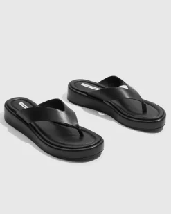 Country Road Lucy Leather Thong -Abrand Shop http3A2F2Fstatic.theiconic.com .au2Fp2Fcountry road 6983 3130541 3