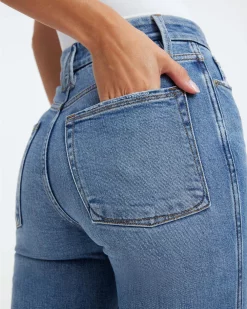 GOOD AMERICAN Good Curve Straight Jeans -Abrand Shop http3A2F2Fstatic.theiconic.com .au2Fp2Fgood american 7229 5113081 5