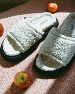 Hommey Claude -Abrand Shop http3A2F2Fstatic.theiconic.com .au2Fp2Fhommey 3643 8318741 7