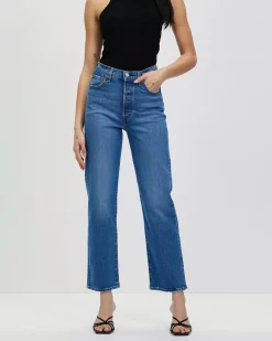 Levi's Ribcage Straight Ankle Jeans