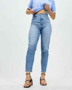 Levi's High Waisted Mom Jeans
