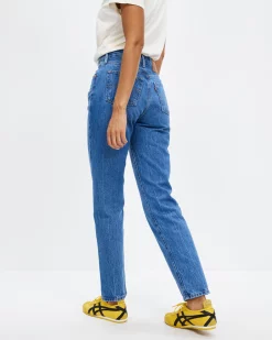 Levi's 501 '81 Jeans -Abrand Shop http3A2F2Fstatic.theiconic.com .au2Fp2Flevis 3989 7172381 4