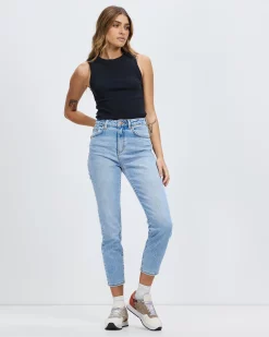 NEUW Lola Mom Jeans