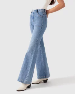 Phoebe Tonkin X Rolla's Eastcoast Flares -Abrand Shop http3A2F2Fstatic.theiconic.com .au2Fp2Frolla s 2810 3141361 4