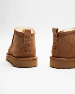 Ugg Classic Ultra Mini -Abrand Shop http3A2F2Fstatic.theiconic.com .au2Fp2Fugg 0812 0424281 3