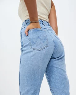 Wrangler Drew Jeans -Abrand Shop http3A2F2Fstatic.theiconic.com .au2Fp2Fwrangler 1800 4864081 4