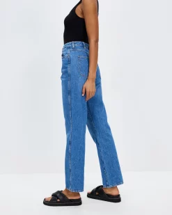 Wrangler Claudia Hi Straight Jeans -Abrand Shop http3A2F2Fstatic.theiconic.com .au2Fp2Fwrangler 9163 3864081 3